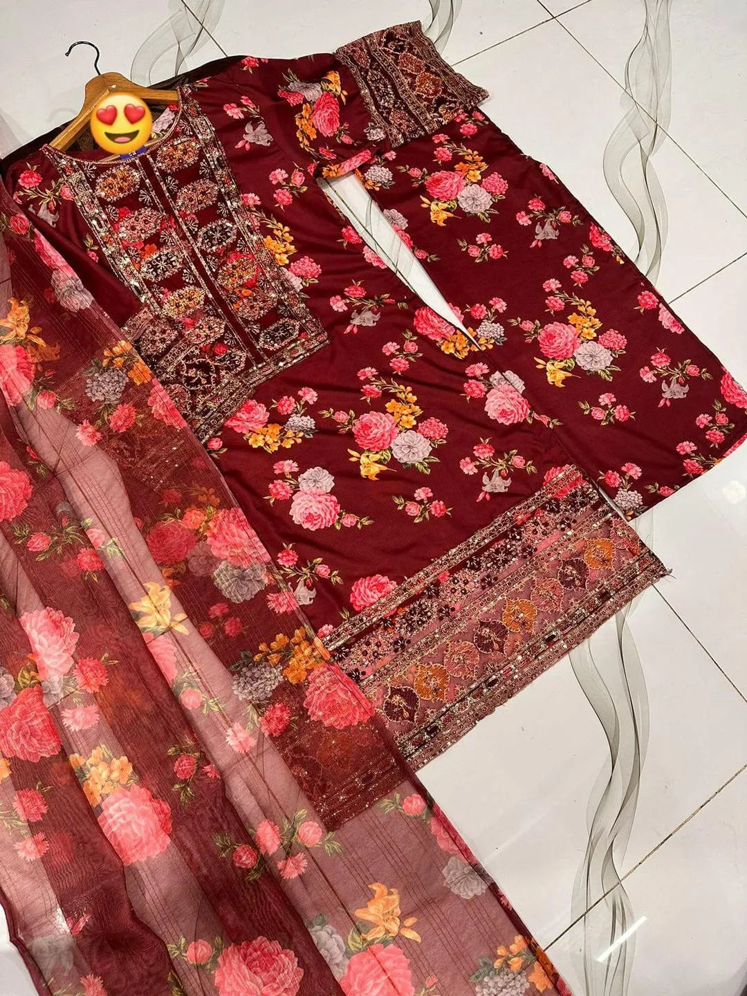 3 Pcs Women's Stitched Lawn Patch Work Suit