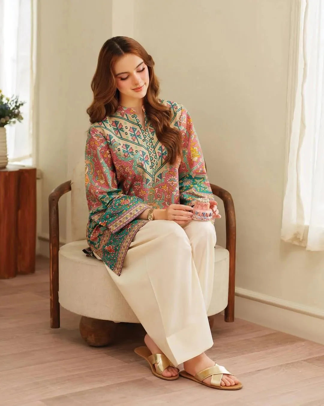 2 Pcs Women's Stitched Khaddar Printed Shirt And Trouser